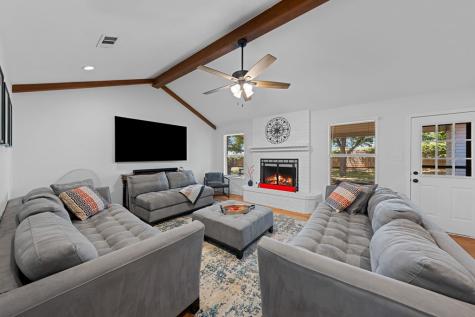 111 Edgewood Drive Fredericksburg TX 78624