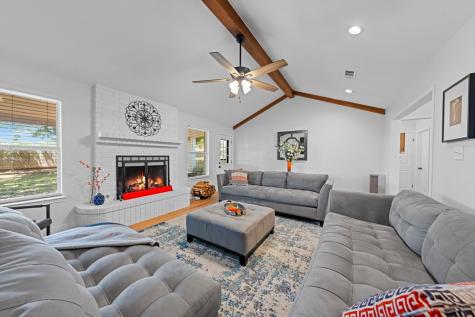 111 Edgewood Drive Fredericksburg TX 78624