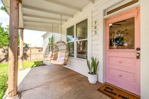 703 E Highway Street Fredericksburg TX 78624