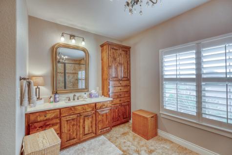 2157 Stone Oak Fredericksburg TX 78624