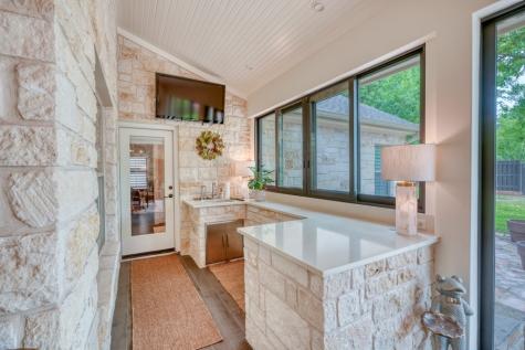 2157 Stone Oak Fredericksburg TX 78624