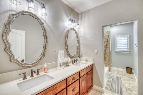 2157 Stone Oak Fredericksburg TX 78624