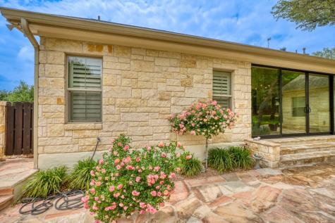 2157 Stone Oak Fredericksburg TX 78624