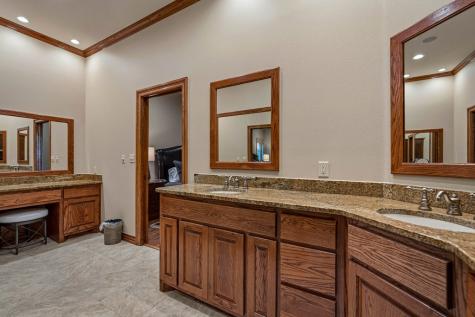 2409 W Commerce Street San Saba TX 76877