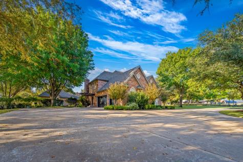 2409 W Commerce Street San Saba TX 76877
