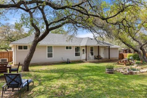 103 Leaning Oak Circle Johnson City TX 78636