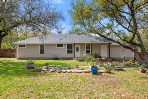103 Leaning Oak Circle Johnson City TX 78636