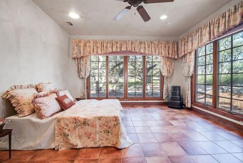 815 Oxen Trail Fredericksburg TX 78624