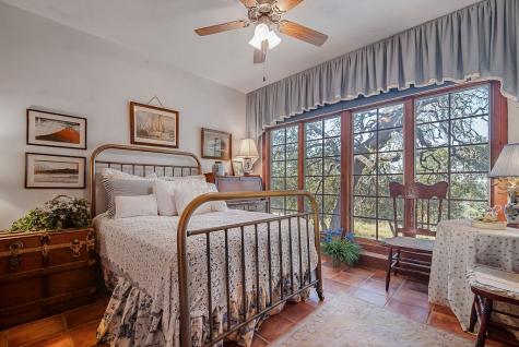 815 Oxen Trail Fredericksburg TX 78624
