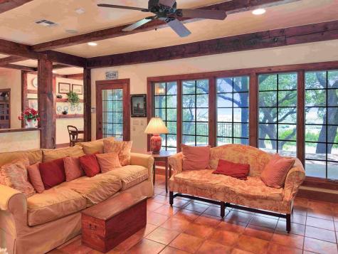 815 Oxen Trail Fredericksburg TX 78624