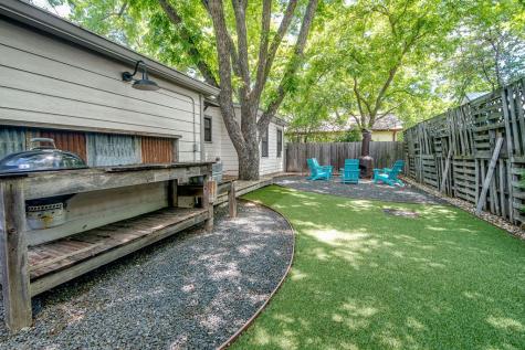 203 W Travis Street Fredericksburg TX 78624