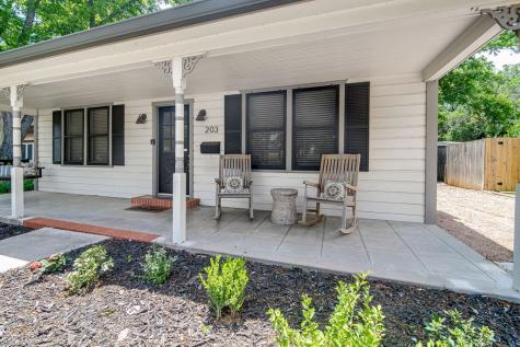 203 W Travis Street Fredericksburg TX 78624