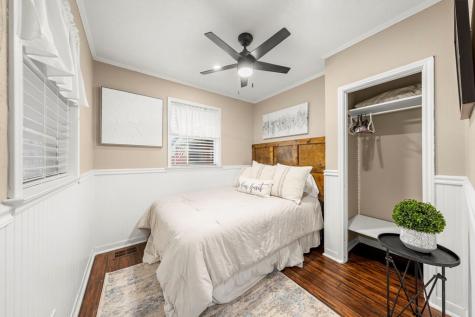 506 N Lincoln Fredericksburg TX 78624