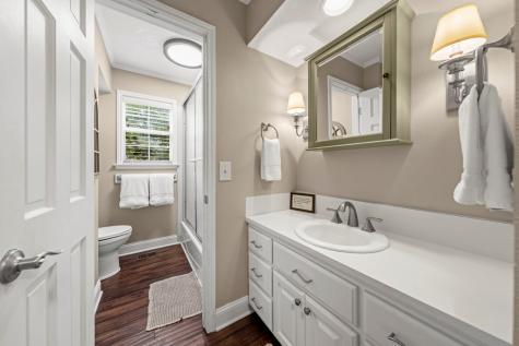 506 N Lincoln Fredericksburg TX 78624