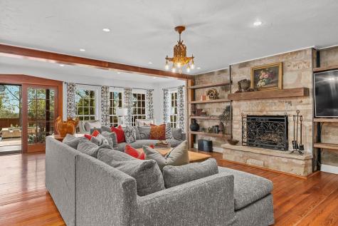 271 Smokehouse Road Fredericksburg TX 78624