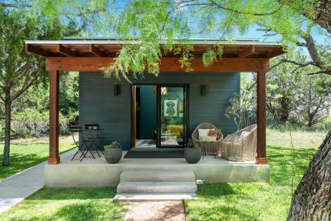 271 Smokehouse Road Fredericksburg TX 78624