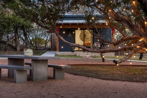 271 Smokehouse Road Fredericksburg TX 78624