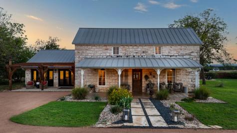 271 Smokehouse Road Fredericksburg TX 78624