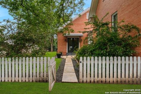 509 W Austin Street Fredericksburg TX 78624