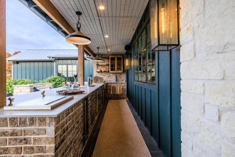 120 Fabelhaft Circle Fredericksburg TX 78624