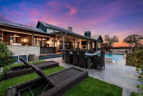 120 Fabelhaft Circle Fredericksburg TX 78624