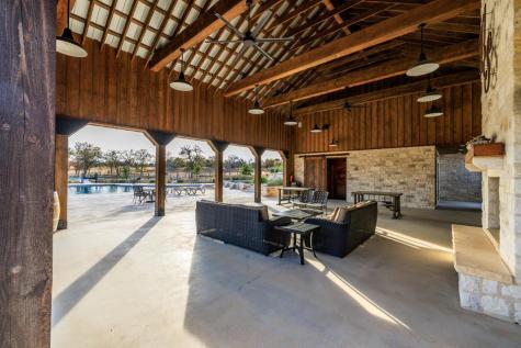 120 Fabelhaft Circle Fredericksburg TX 78624