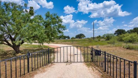 1456 Us Highway 283 Brady TX 76825