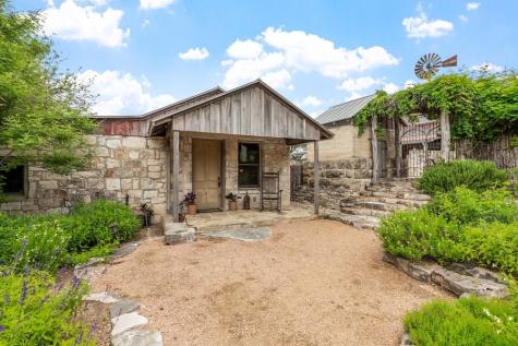 1251 Doebbler Road Fredericksburg TX 78624