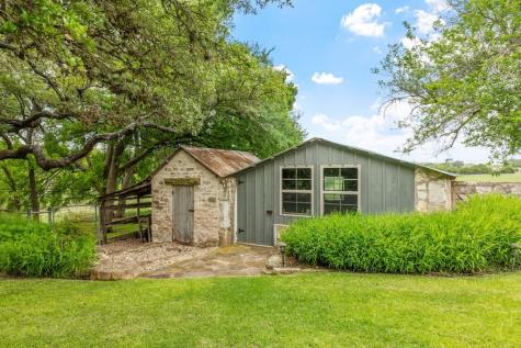 1251 Doebbler Road Fredericksburg TX 78624