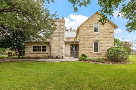 1251 Doebbler Road Fredericksburg TX 78624