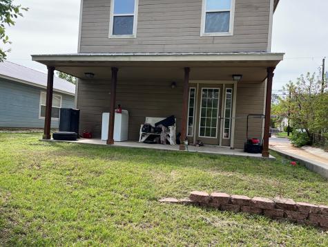 306 W Park Street Fredericksburg TX 78624