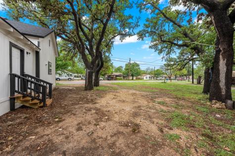502 Ross Street Kerrville TX 78028