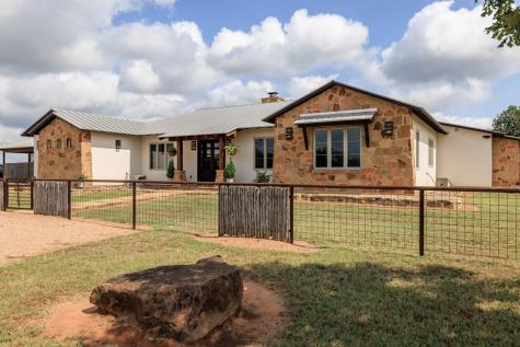 5686 Ranch Road 1631 Fredericksburg TX 78624