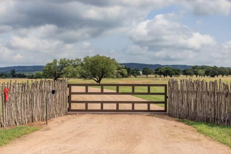5686 Ranch Road 1631 Fredericksburg TX 78624