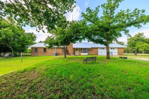 8218 N Us Highway 87 Fredericksburg TX 78624