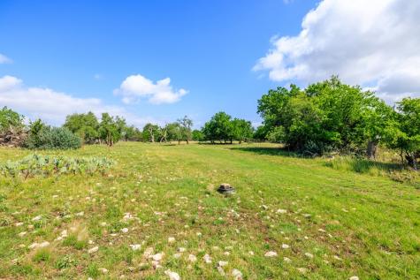 8218 N Us Highway 87 Fredericksburg TX 78624