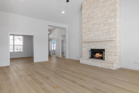 117 Stoneledge Fredericksburg TX 78624
