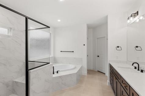 117 Stoneledge Fredericksburg TX 78624