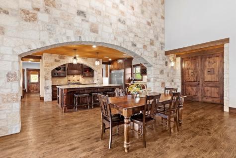 382 Breezy Hills Drive Fredericksburg TX 78624