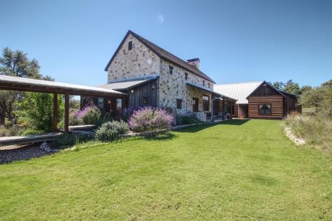 382 Breezy Hills Drive Fredericksburg TX 78624