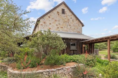 382 Breezy Hills Drive Fredericksburg TX 78624