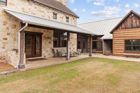 382 Breezy Hills Drive Fredericksburg TX 78624