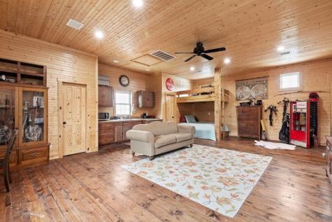 382 Breezy Hills Drive Fredericksburg TX 78624
