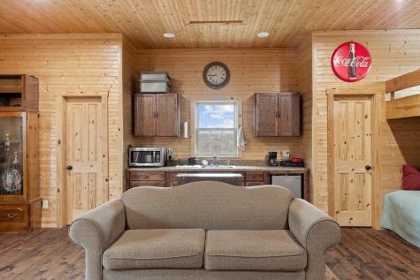 382 Breezy Hills Drive Fredericksburg TX 78624