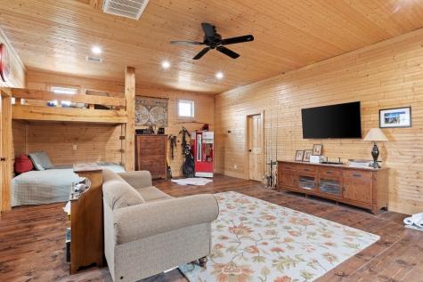 382 Breezy Hills Drive Fredericksburg TX 78624