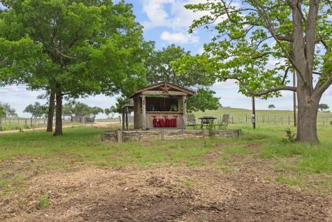 382 Breezy Hills Drive Fredericksburg TX 78624