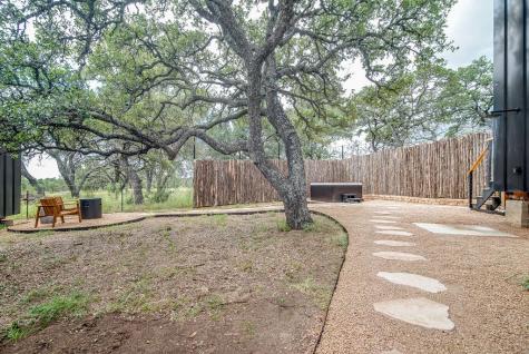 1956 Loudon Road Fredericksburg TX 78624