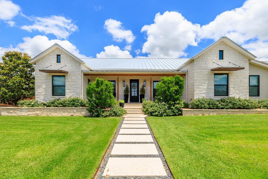 2214 Stone Meadow Fredericksburg TX 78624