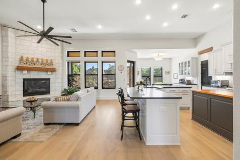 2214 Stone Meadow Fredericksburg TX 78624