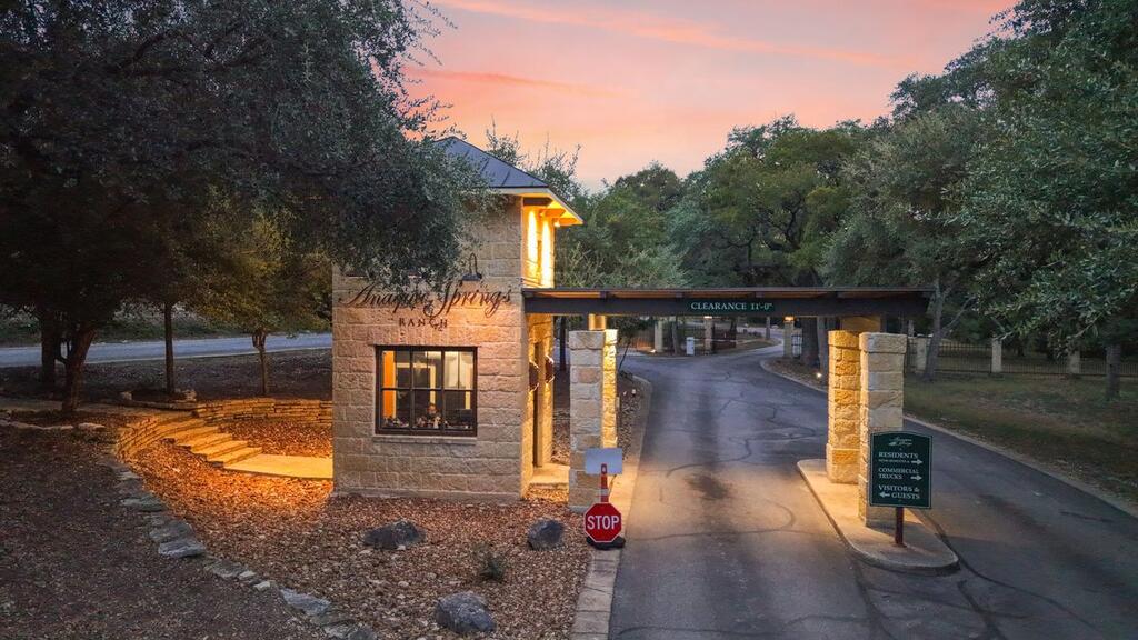 11101 Caliza Bluff Boerne TX 78006
